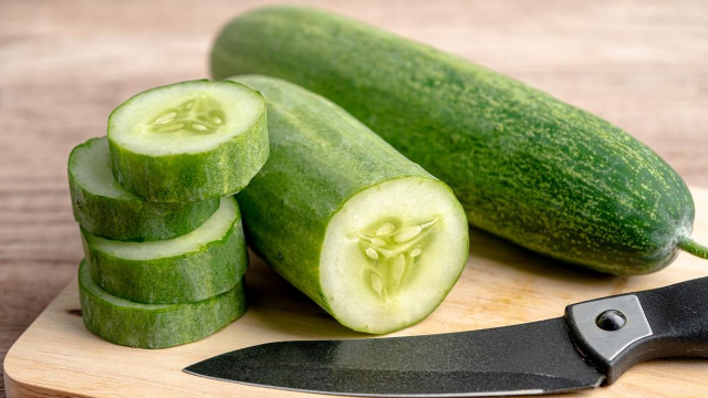 10 Manfaat Mentimun untuk Kesehatan Tubuh