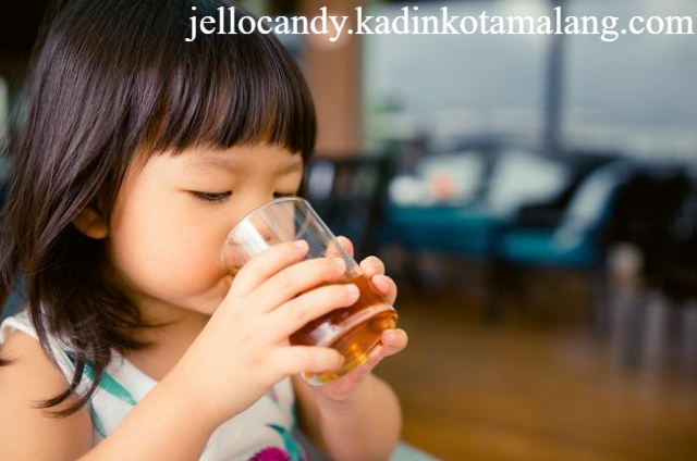 Konsumsi Teh pada Anak, Apakah Ada Dampaknya?